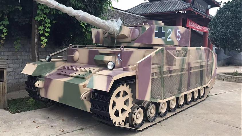 红安县坦克模型
